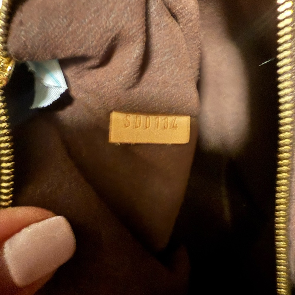 Louis Vuitton Monogram Metis Shoulder Bag - Picture 8 of 9